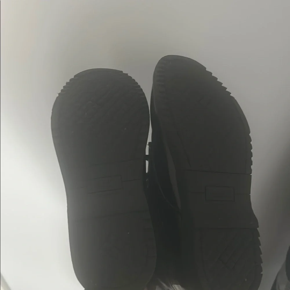 The Children's Place Black Boots Sleek and Stylish